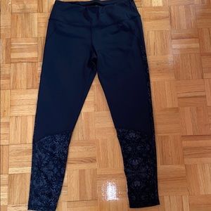 Victoria’s Secret leggings